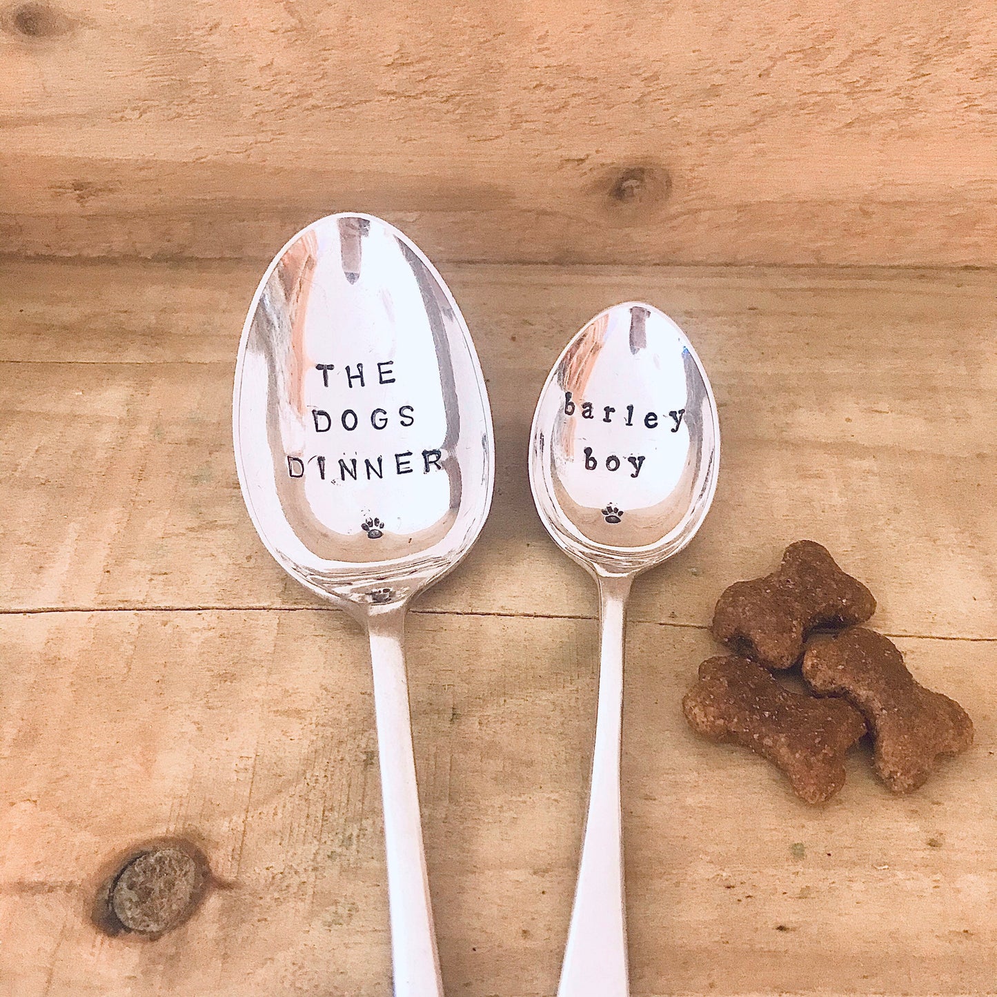 The Dogs Dinner - Vintage Dessert Spoon