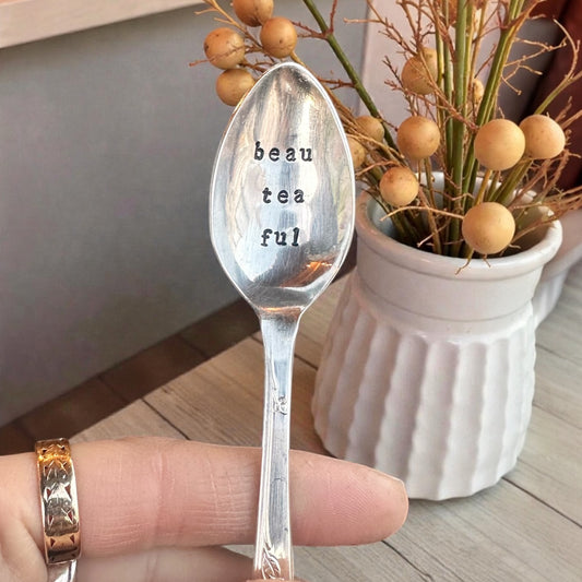 Beau tea ful - Vintage Teaspoon